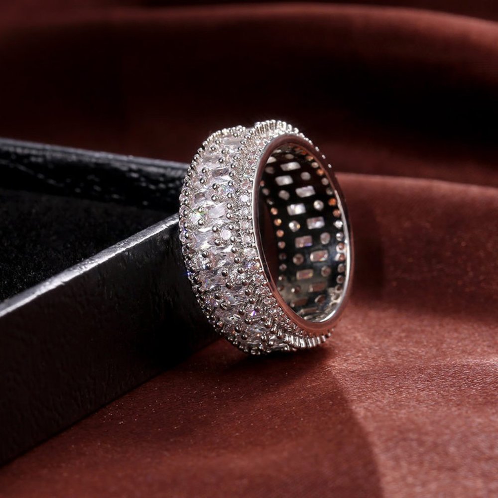 *NEW*925 Silver Luxury Diamond Ring - Picture 5 of 7